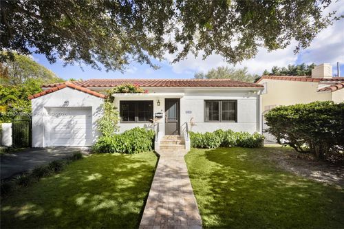 1011 Cortez St, Coral Gables, FL, 33134-2511 | Card Image