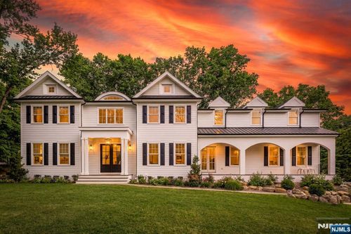 780 Frederick Ct, Wyckoff, NJ, 07481-1057 | Card Image