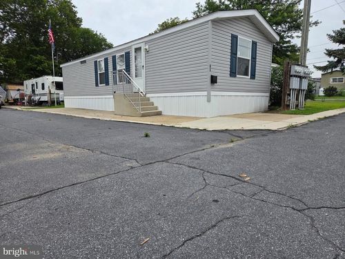 63-5224 Marlton Pike, Pennsauken, NJ, 08109-4727 | Card Image