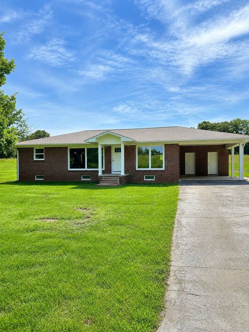 212 1st Ave N, Loretto, TN, 38469 | Card Image