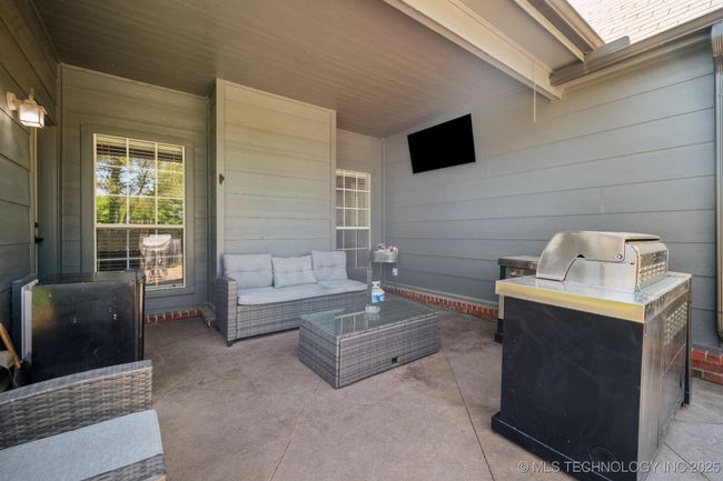 2708 W Oakland St, House other with 3 bedrooms, 2 bathrooms and null parking in Broken Arrow OK | Image 24