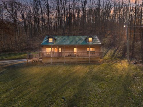 325 Evening Shadow Ln, Whitwell, TN, 37397-6263 | Card Image