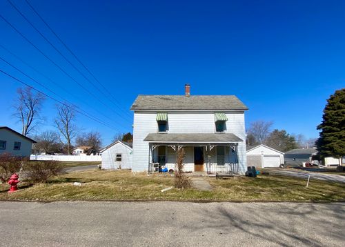 213 Vermilion St, Georgetown, IL, 61846-1627 | Card Image