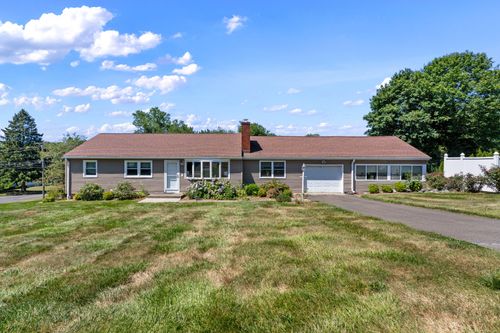4 Florence Rd, Branford, CT, 06405-4211 | Card Image