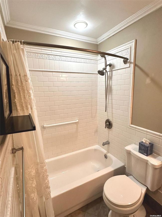 Custom Tiled Bathroom | Image 12