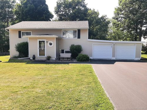 532 Washington Ave, Newburgh, NY, 12550-5700 | Card Image