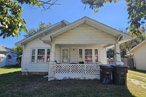1320 N Summit St, Arkansas City, KS, 67005-1426 | Card Image