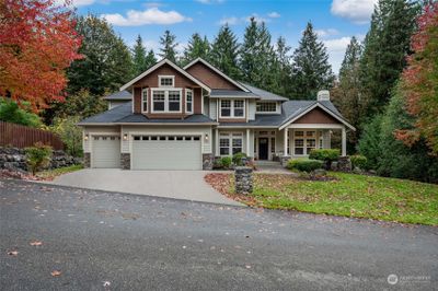 8104 216th Place Se, House other with 4 bedrooms, 3 bathrooms and 3 parking in Woodinville WA | Image 2