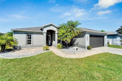 5804 Macaw Place, House other with 2 bedrooms, 2 bathrooms and null parking in Lakeland FL | Image 1