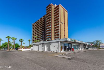 A Landmark in N. Central Phx. since 1963 | Image 1