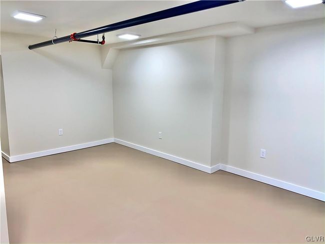 101 N 8 Th St, Condo with 7 bedrooms, 11 bathrooms and null parking in Allentown PA | Image 17