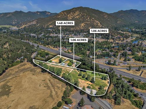 9816 Old Stage Rd, Gold Hill, OR, 97525-9703 | Card Image
