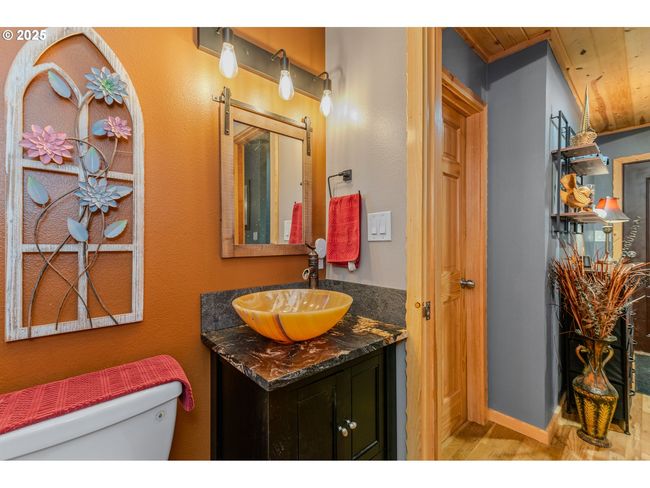 10256 Ridge View Ter, House other with 4 bedrooms, 3 bathrooms and null parking in Birkenfeld OR | Image 19