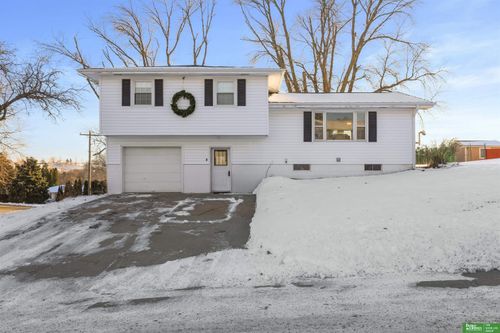 2001 Hampton Dr, Tekamah, NE, 68061-1901 | Card Image