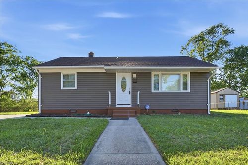 807 Stratford St, Portsmouth, VA, 23701-4126 | Card Image