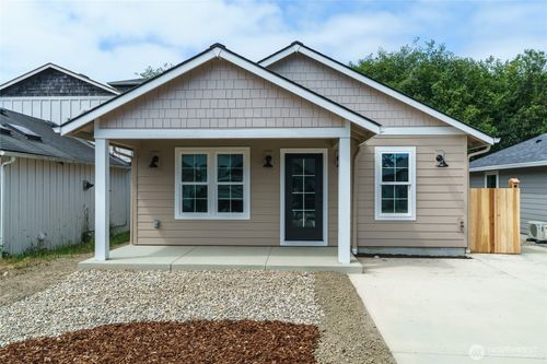 117 7th St Sw, Long Beach, WA, 98631-3783 | Card Image