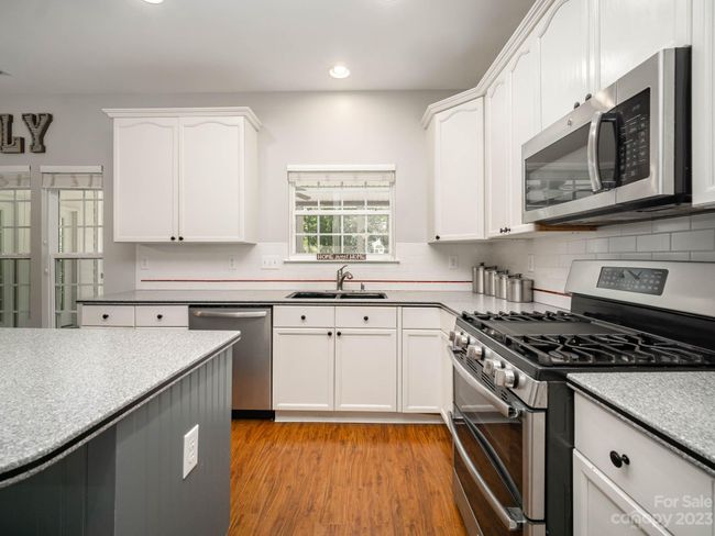 2331 Heath Lake Dr, House other with 4 bedrooms, 4 bathrooms and null parking in Mint Hill NC | Image 10