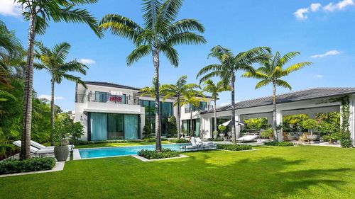 18 E Ocean Ave, Ocean Ridge, FL, 33435-5233 | Card Image