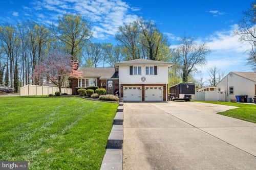 320 Beech Ave, WOODBURY HEIGHTS, NJ, 08097-1317 | Card Image