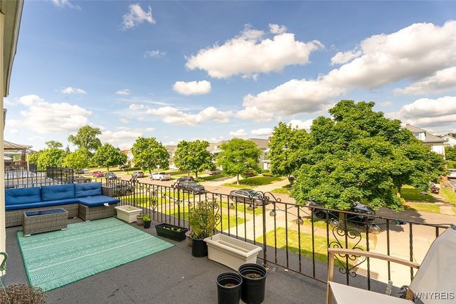 Balcony off Upper Unit | Image 33