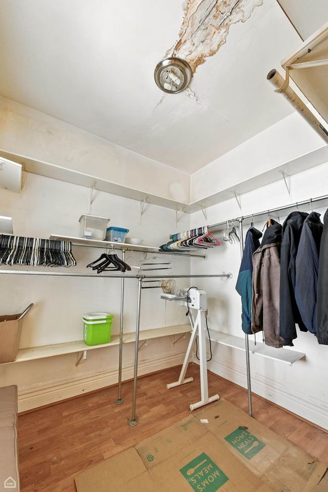 2240 S Avers Ave, Home with 2 bedrooms, 2 bathrooms and 2 parking in Chicago IL | Image 9