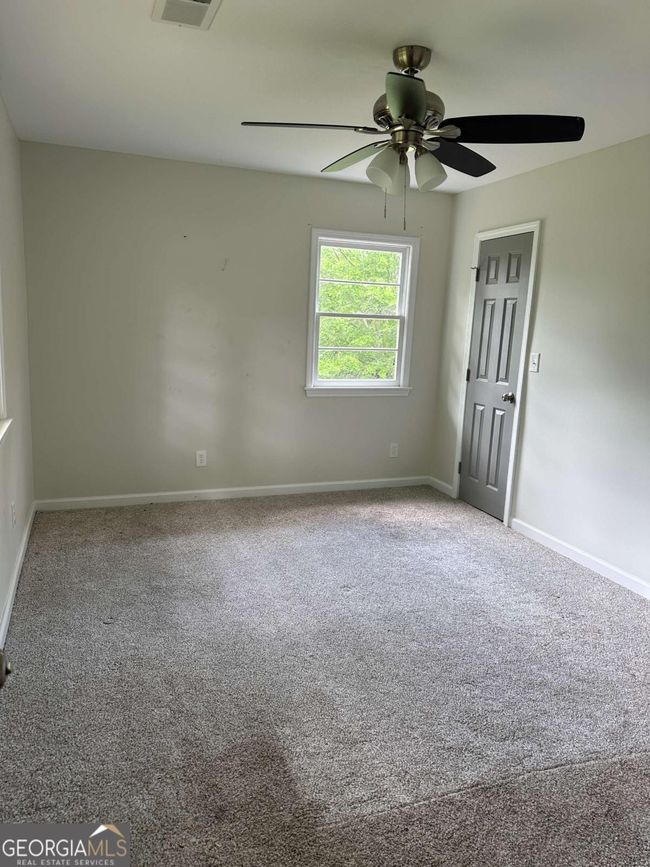 132 N Johnson St, House other with 3 bedrooms, 2 bathrooms and 2 parking in BOWDON GA | Image 7