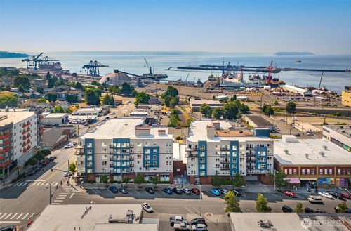 a301-2824 Grand Ave, Everett, WA, 98201-3489 | Card Image