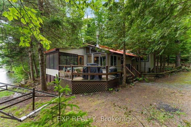 1061-A Centennial Lake Rd, House other with 2 bedrooms, 1 bathrooms and 3 parking in Calabogie ON | Image 29