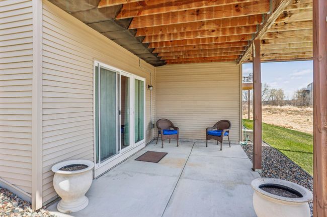 Walkout patio | Image 32