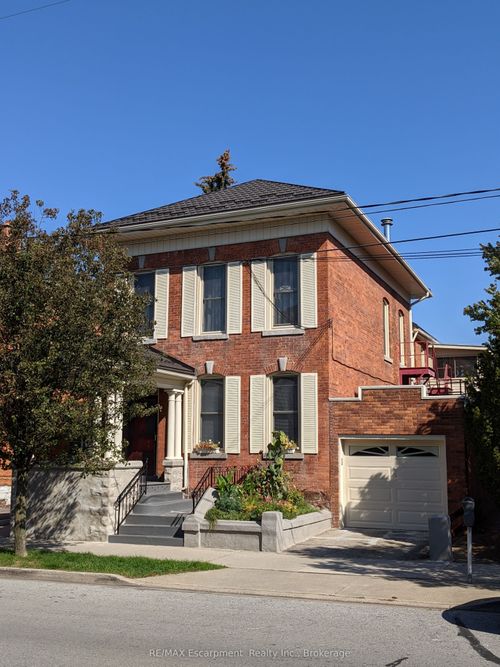 2-158 James St, Saint Catharines, ON, L2R5C5 | Card Image