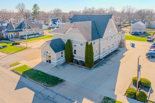 400 N Main St, Princeton, IL, 61356-1370 | Card Image