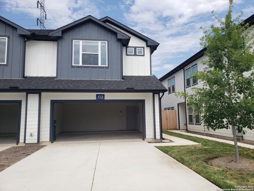 112-112 Lavonne Villa, Universal City, TX, 78148-4449 | Card Image