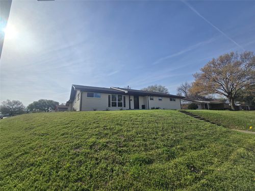 5801 Wedgworth Rd, Fort Worth, TX, 76133-3626 | Card Image