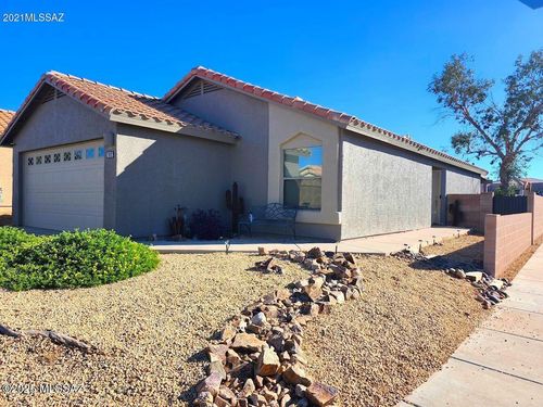 658 S Painted River Way, Vail, AZ, 85641 | Card Image