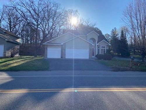 818 Sterling St S, Maplewood, MN, 55119-5889 | Card Image