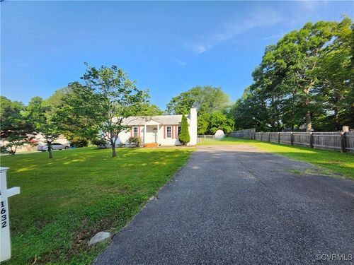 1632 Milo Rd, North Chesterfield, VA, 23225-7416 | Card Image