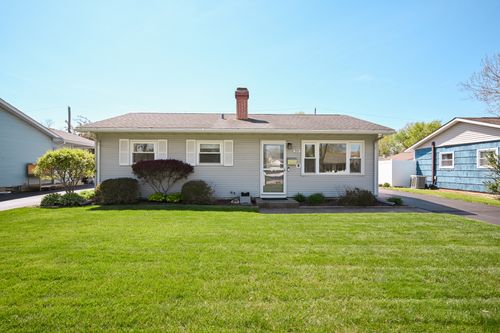 907 Lilac Ln, Joliet, IL, 60435-3239 | Card Image