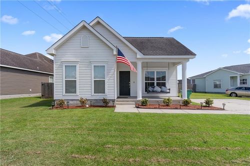 2664 Cedar Creek St, Marrero, LA, 70072-6736 | Card Image