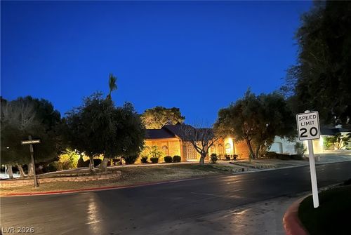 2840 Augusta Drive, Las Vegas, NV, 89109 | Card Image