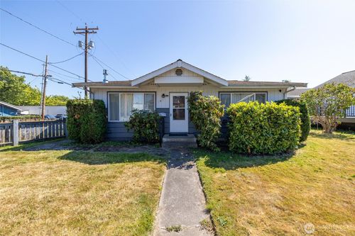 708 Virginia St, Bellingham, WA, 98225-4131 | Card Image