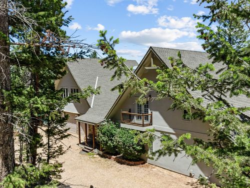 1705 Hummingbird Dr, Estes Park, CO, 80517-6616 | Card Image