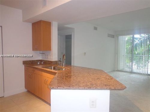 319-1830 Radius Dr, Hollywood, FL, 33020-7702 | Card Image