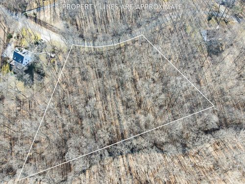 1008 Larkwood Rd, Kingston Springs, TN, 37082-5133 | Card Image