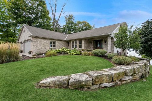 N6311 Fairy Springs Road, STOCKBRIDGE, WI, 54129 | Card Image