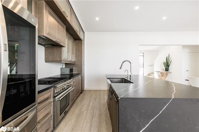 178 Moores Beach Rd, House other with 5 bedrooms, 4 bathrooms and 10 parking in Pefferlaw ON | Image 11