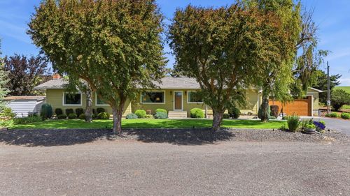12103 E Spring Valley Rd, Latah, WA, 99018-5002 | Card Image