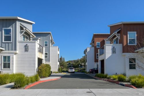 2668 Franz Kafka Avenue, Santa Rosa, CA, 95404 | Card Image