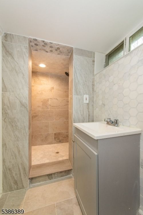 14 Sioux Trl, Sussex, NJ, 07461-1334 | Card Image