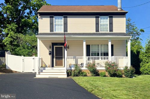 129 Ellis St, Haddonfield, NJ, 08033-1607 | Card Image