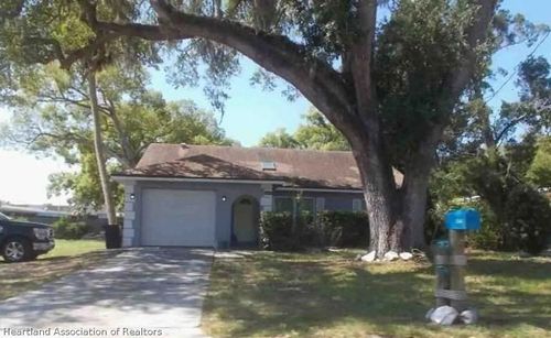 5844 Massachusetts Ave, NEW PORT RICHEY, FL, 34652-1813 | Card Image